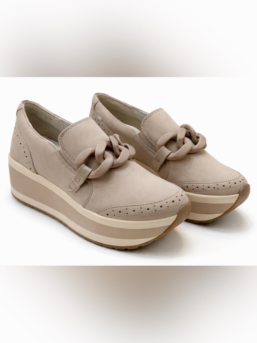 Dolce Vita Beige Platform Slip-On Sneakers with Chunky Chain